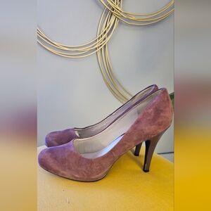 USED Nine West Elegant Mauve Women's Heels Size 12M